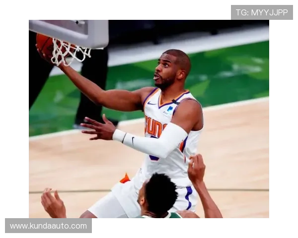 帕金斯预测保罗未来发展或将重返演播室引发热议